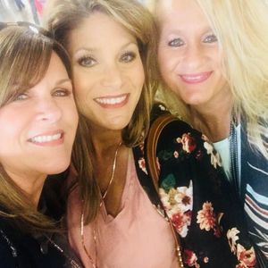 Meet your Posher, Carla